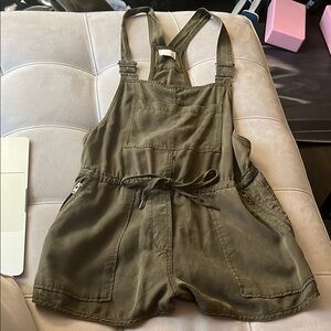 Aritzia Wilfred Green Utility Romper with Adjustable Waist